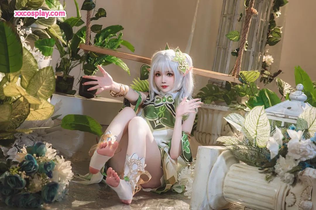 Xueqing Astra as Nahida (Genshin Impact)